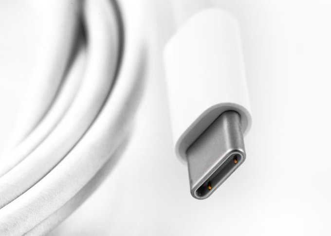 Kabel do ładowarki smartfona typu C